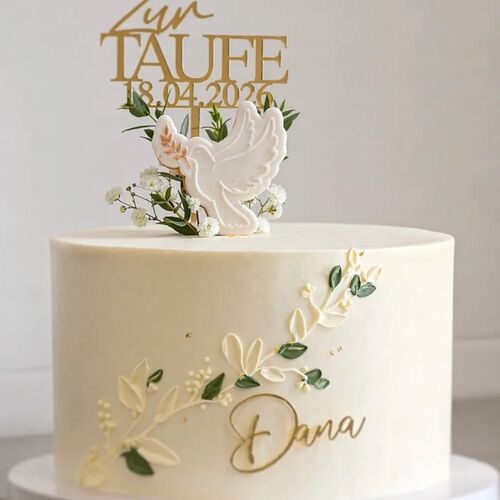 dekorierte Torte für Taufe