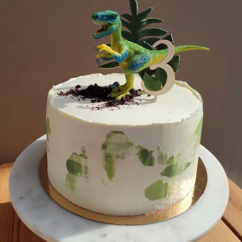 Kinder Torte für Geburtstag mit Dinosaurier Dino