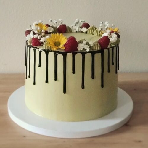 blumen dekorierte Torte gemacht von vee und fein Dingolfing